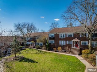 100 Pierson Miller Dr, Pompton Lakes, NJ