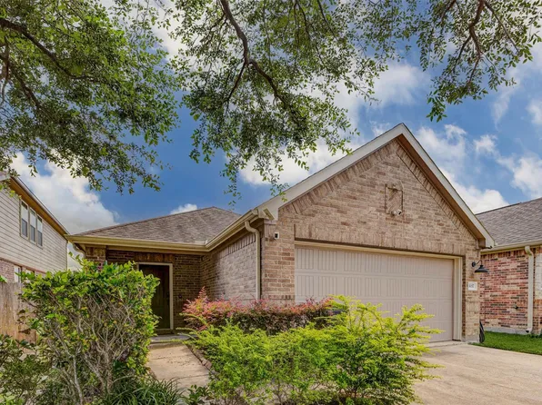 3037 Hawthorne Glen Ln, Dickinson, TX 77539