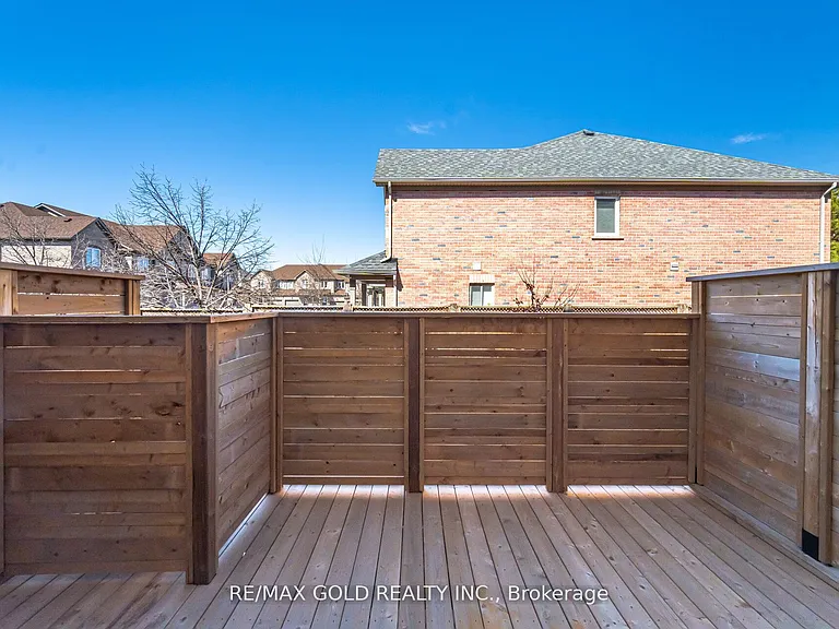 56 Lunar Cres #172 — Photo 27