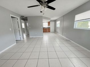 1601 Swordbill Dr, Holiday, FL 34690