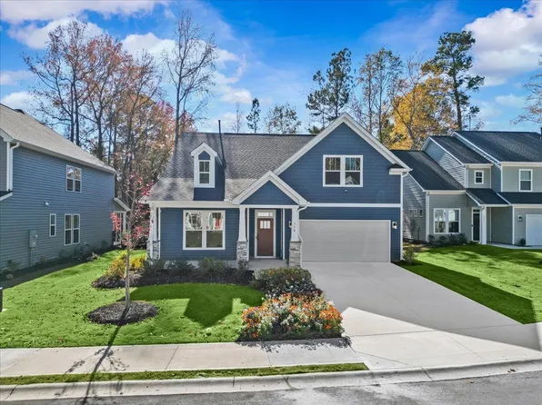 718 Old Magnolia Ln, Woodruff, SC 29388