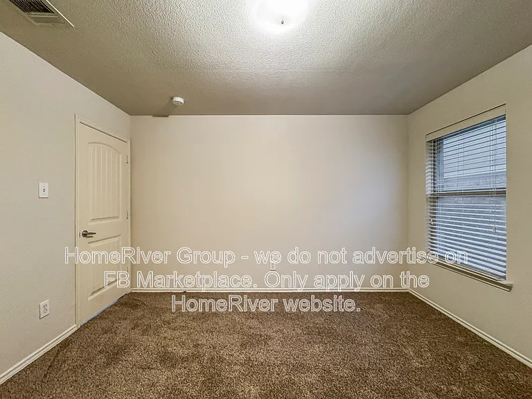 2829 Snowy Owl Dr — Photo 13