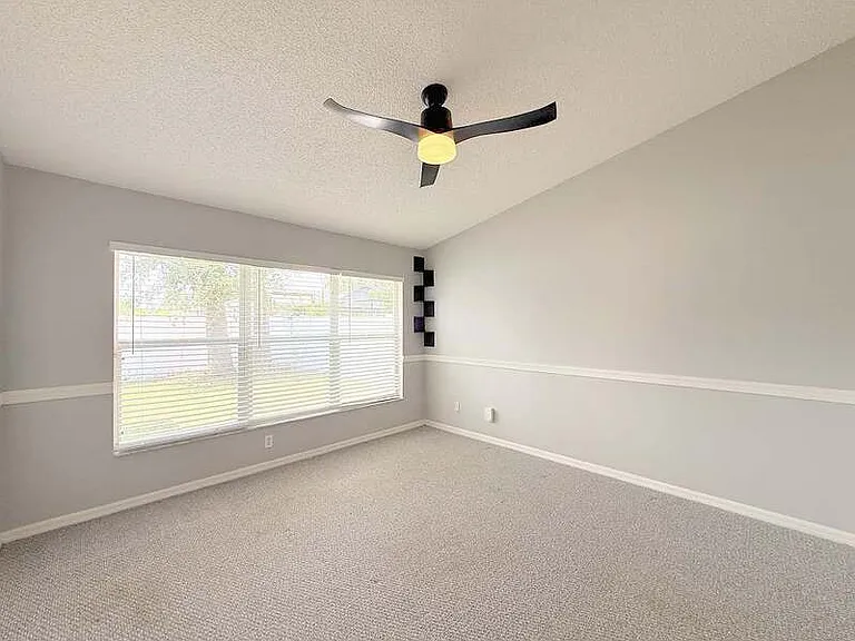 1118 Hardwood Dr — Photo 29