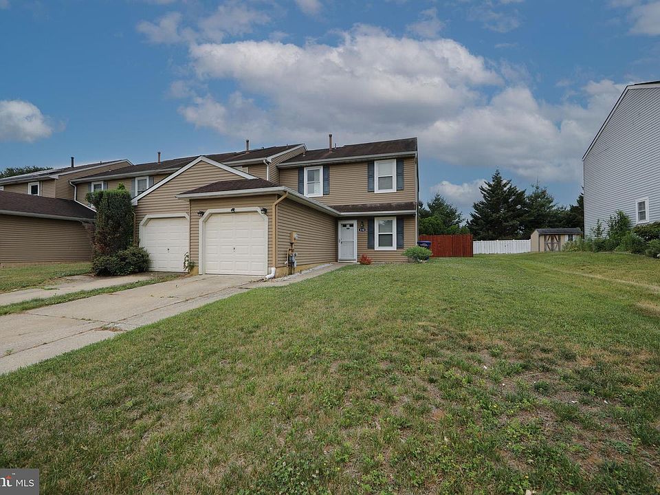 1st image of 190 S Hill Dr