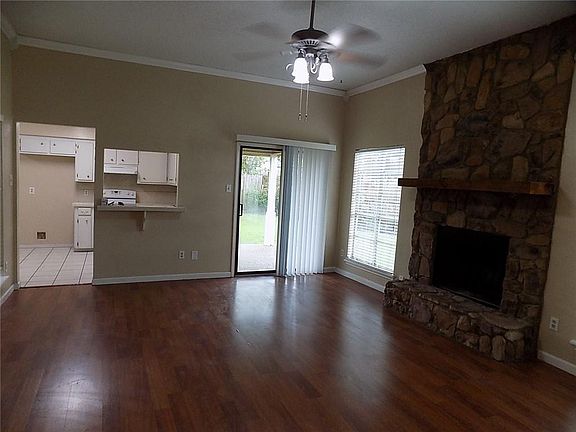 5th image of 13317 Scenic Cir