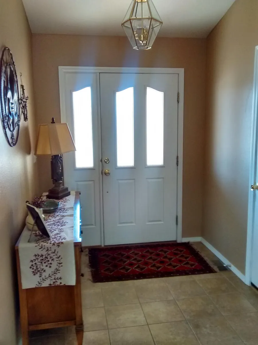 front door entryway - 11862 Royal County Down Rd