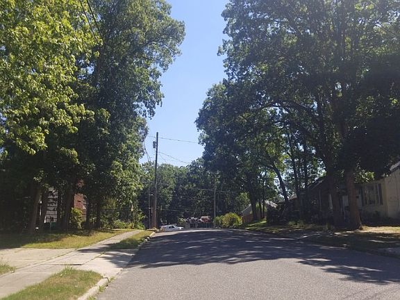 5th image of 301 Seminole Ave