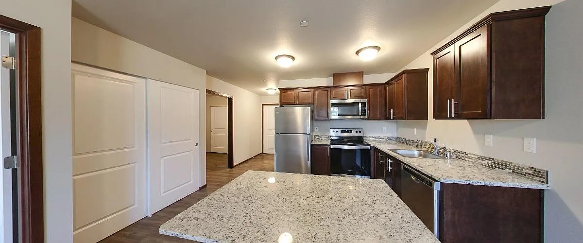 Remington Place Apartments — Photo 4