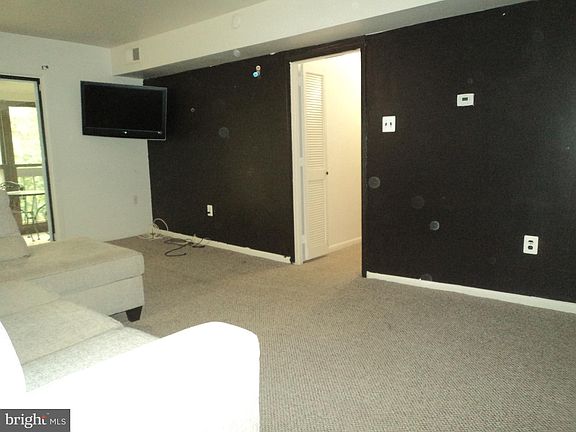 4th image of 5419 Golf View Dr #D3-60d3