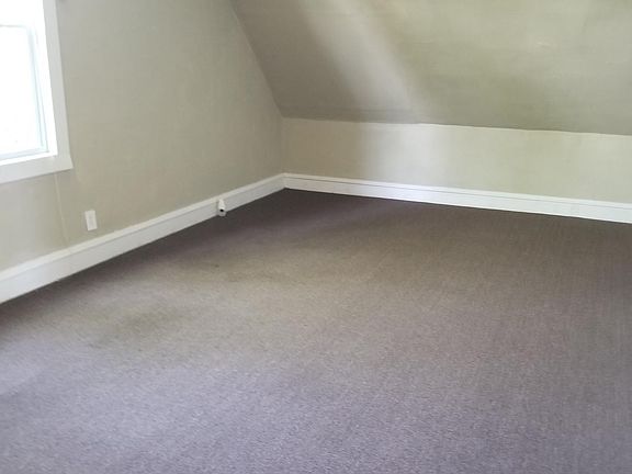 2nd image of 139 E Garfield Ave