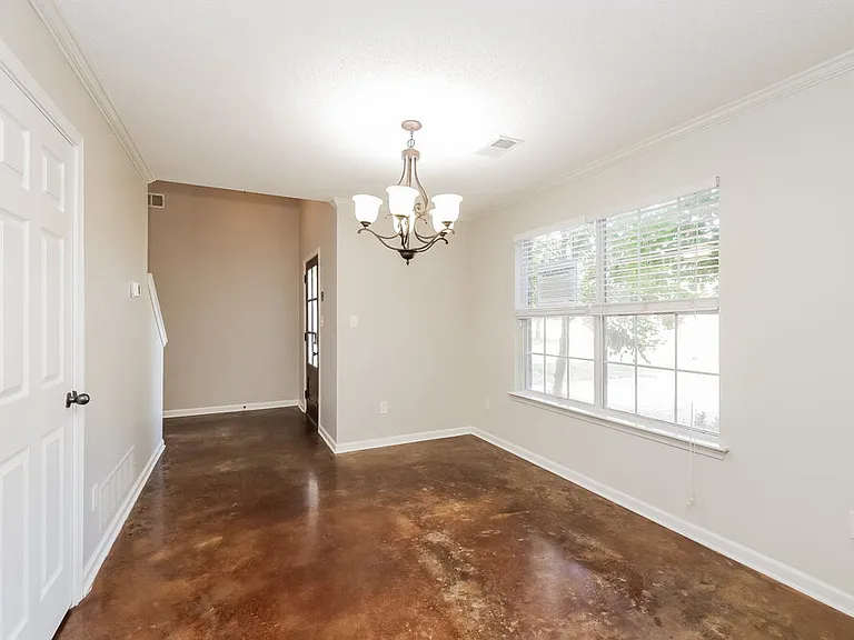 2747 Mariah Ln — Photo 7