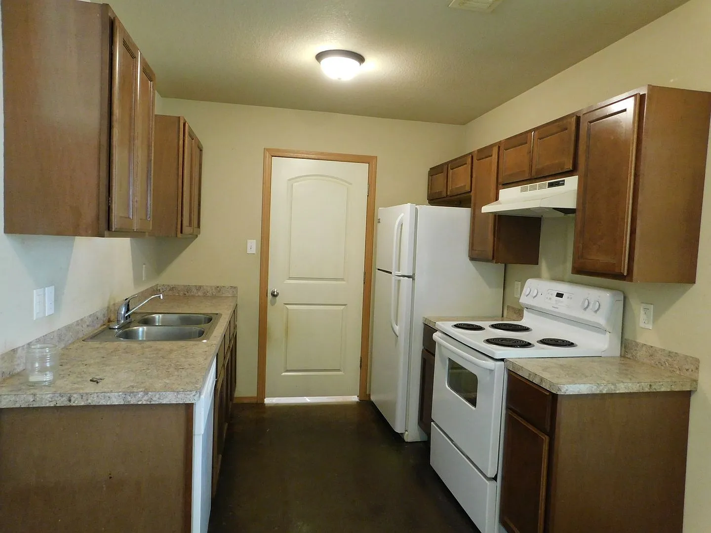 1500 N Greenwood — Photo 2