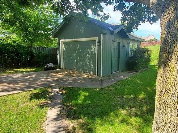 5th image of 4206 N 110th Ter