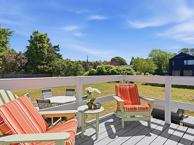 59 Peconic Ave — Photo 21