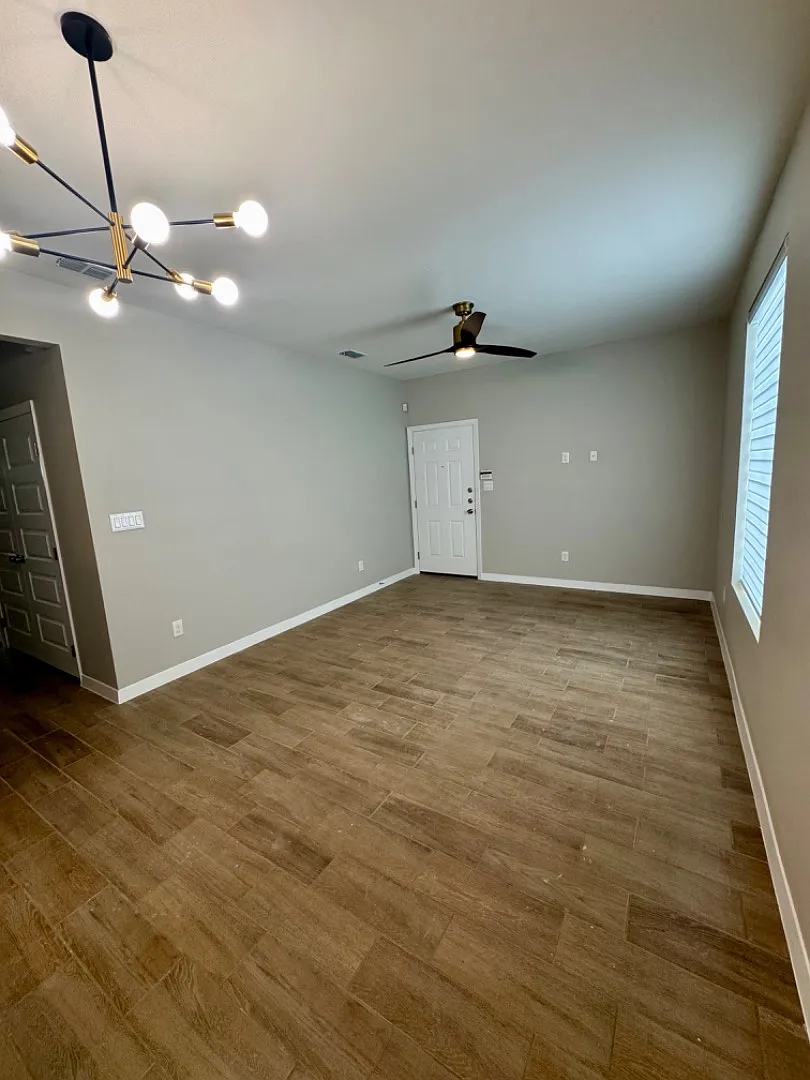 617 N Delaware St - Apt. 2 — Photo 2