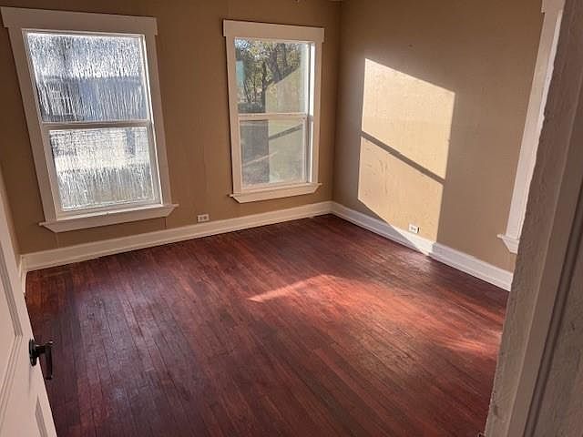 1st image of 368 Dewey St #368