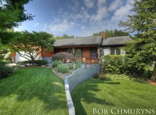 2545 Russit Dr NE, Grand Rapids, MI 49525