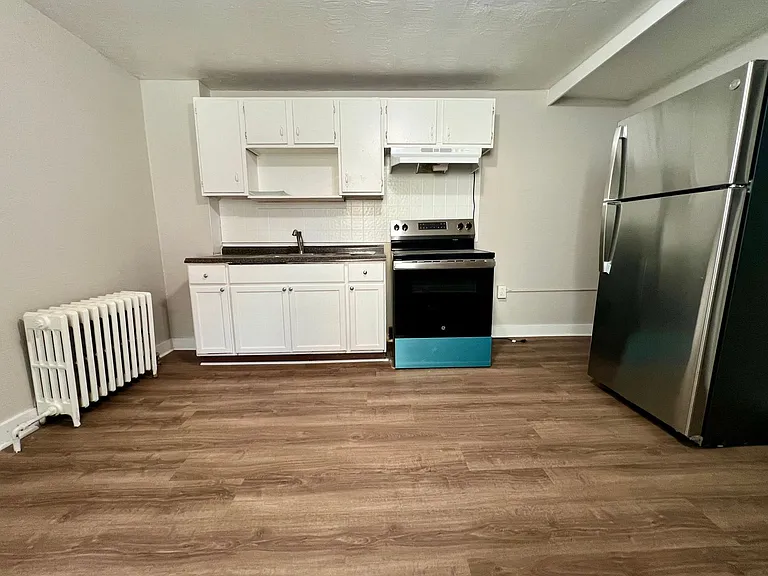 613 Walnut St — Photo 10