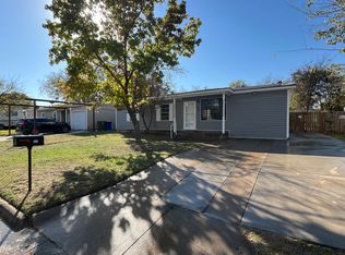 845 Vaquero St, White Settlement, TX 76108