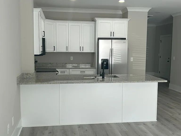 2510A Senate St — Photo 3
