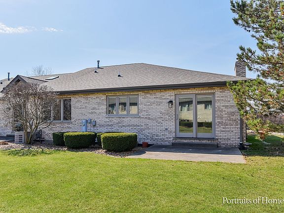 3rd image of 10946 Liz Ln