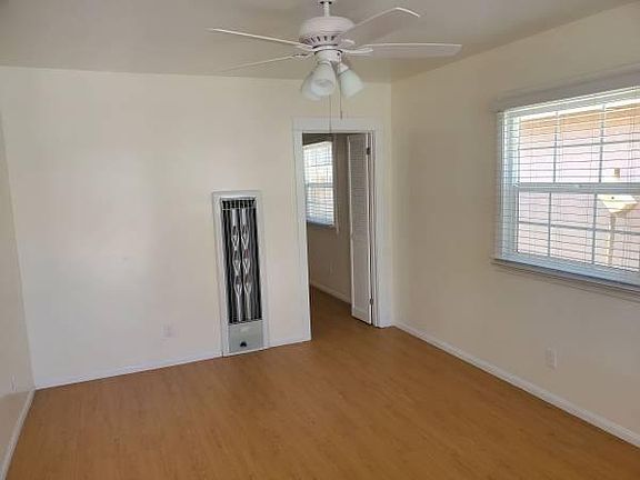 4th image of 4075 La Salle Ave #C