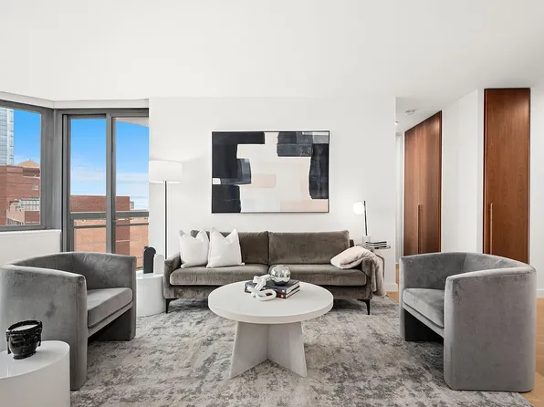500 W 43rd St APT 34F, New York, NY 10036
