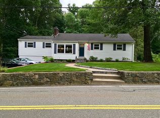 9 Westwood St, Burlington, MA 01803