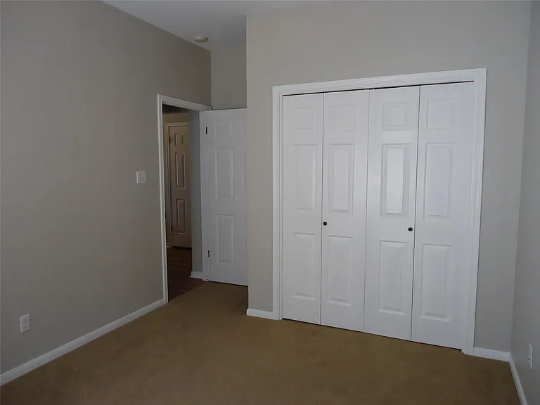 1404 Peachtree Valley Dr — Photo 11