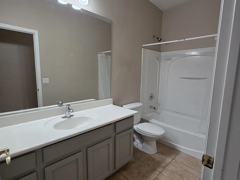 16882 W Tonbridge St — Photo 16