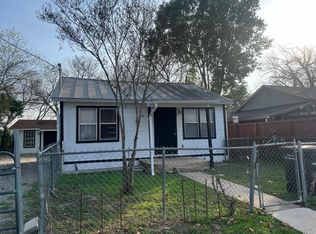 136 Hilary St, San Antonio, TX 78210