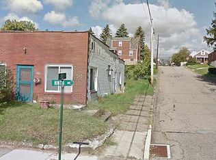 1079 9th Ave, Brackenridge, PA 15014