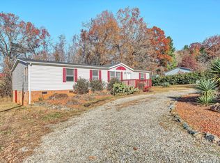 149 Dalewood Ln, Rocky Mount, VA 24151