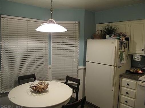 2nd image of 4762 Marlwood Way