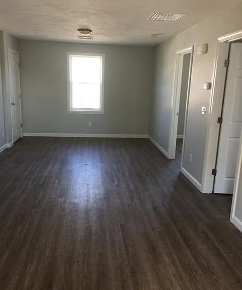 35 Titus St #2 — Photo 3