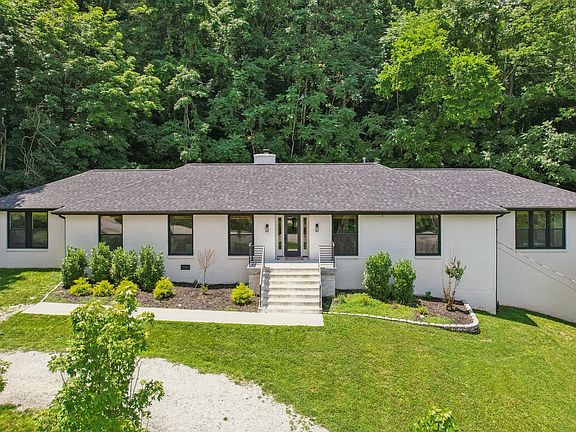 3rd image of 5527 Hillview Dr