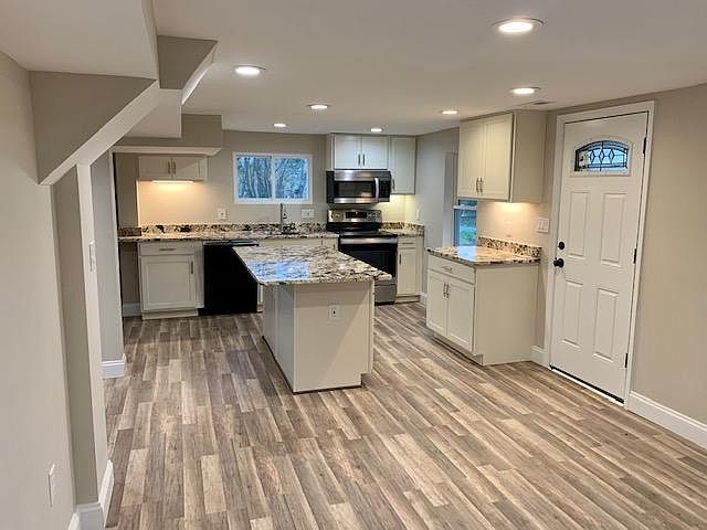 Dining & Kitchen
