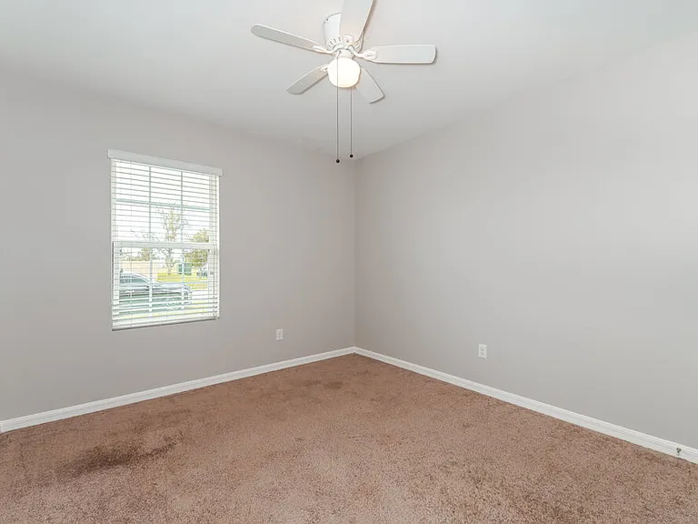 1605 SW 15th St — Photo 13
