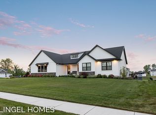 7268 Yellowstone Dr, Hudsonville, MI 49426