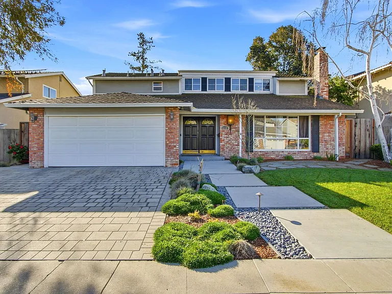 6137 Banner Dr — Photo 1