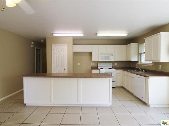 2nd image of 3034 Pine Valley Dr