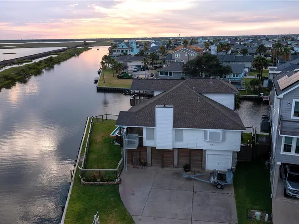 925 Bonita St, Bayou Vista, TX 77563