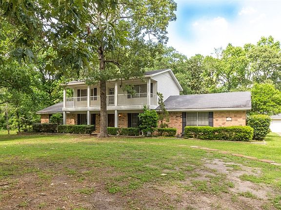 2nd image of 699 Fairview Dr
