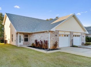 2145 Tom St, Navarre, FL 32566