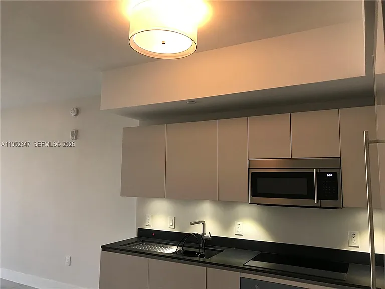 1010 Brickell Ave #2110 — Photo 29