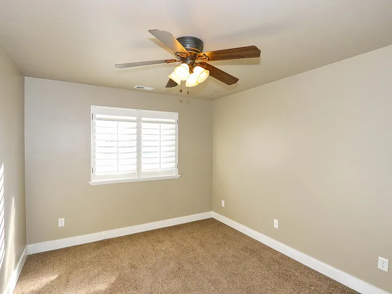 2088 S Orchard Dr — Photo 16