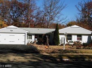 13122 Melville Ln, Fairfax, VA 22033