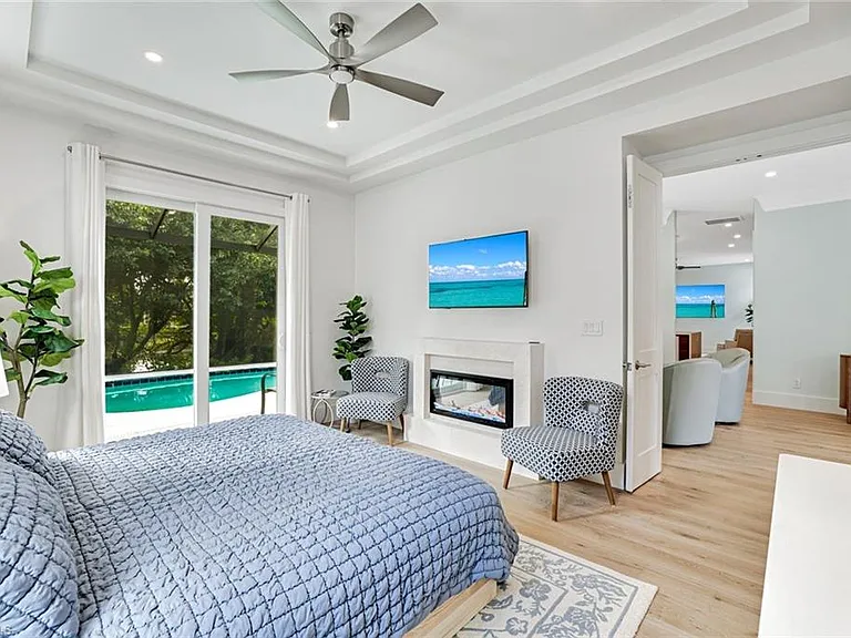 2515 Royal Palm Ct — Photo 16