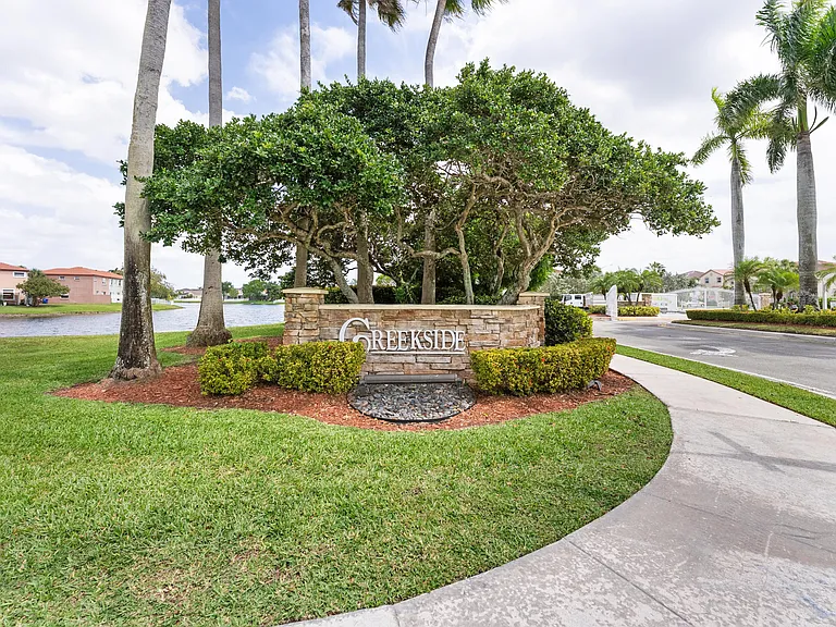 15350 NW 6th Ct — Photo 35