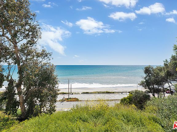 5th image of 17504 Castellammare Dr